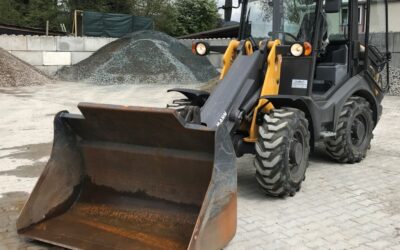 Radlader Mecalac Ahlmann AX 700